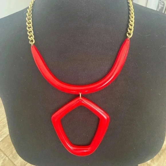 Vintage Womens Red Acrylic Geometric Necklace - Picture 3 of 5